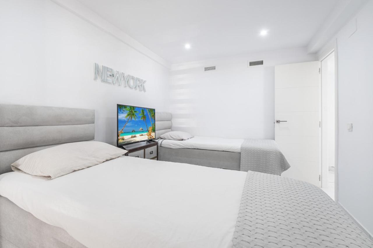 Copacabana Deluxe 1-A Levante Beach Benidorm Dış mekan fotoğraf