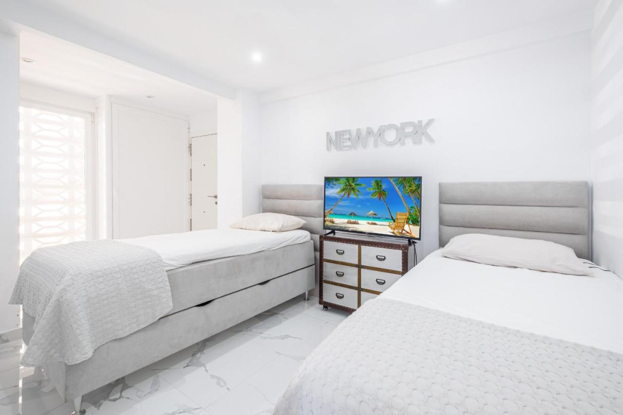 Copacabana Deluxe 1-A Levante Beach Benidorm Dış mekan fotoğraf